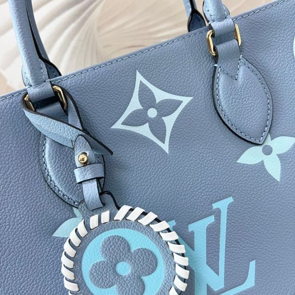Louis Vuitton Monogram Reverse Canvas The Onthego MM bag - Blue - Picture 8 of 9